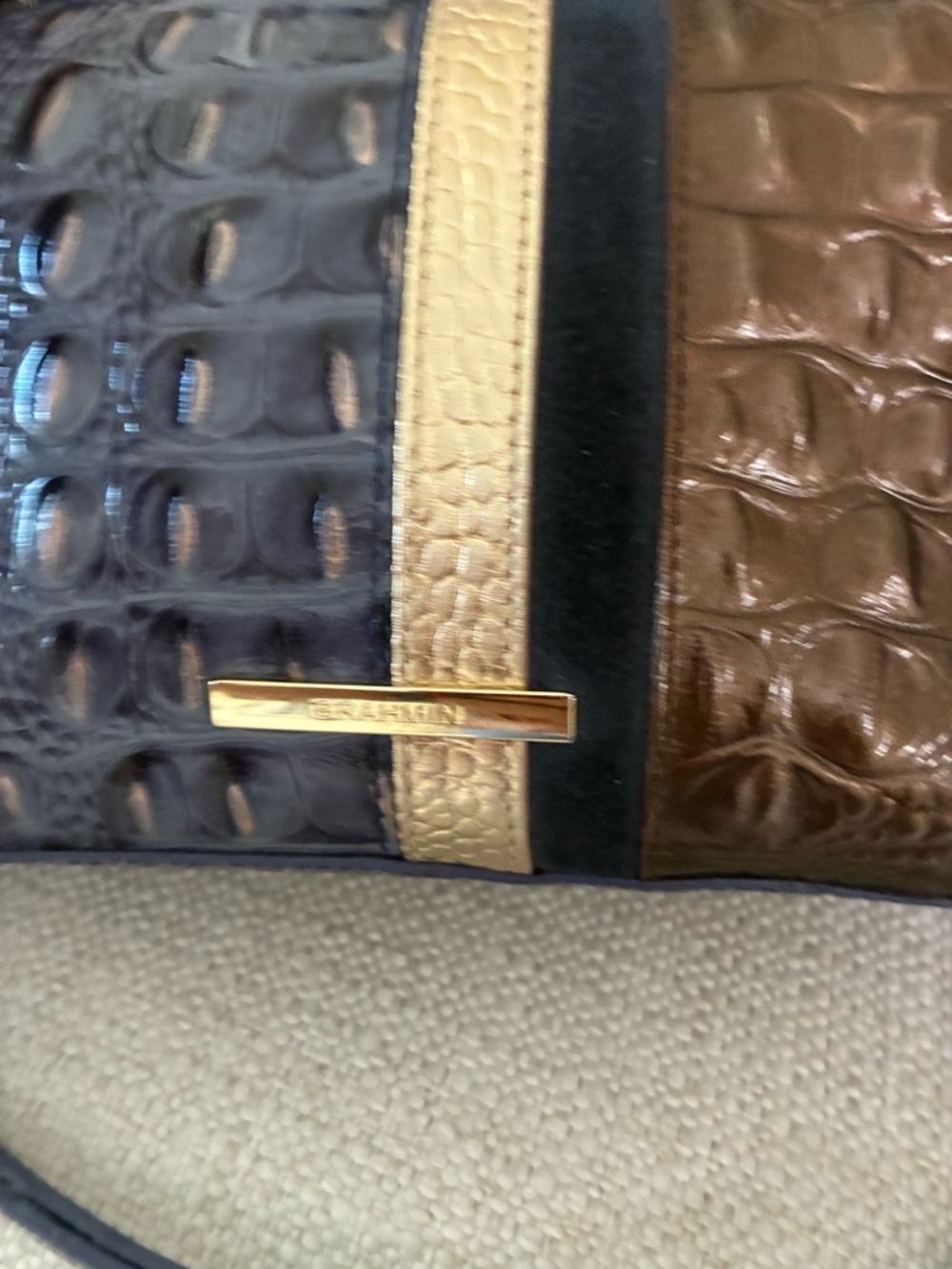 Brahmin EUC Medium Asher Leather Croc-Embossed Tote w/ Gold Hardware & Tassel - Picture 2 of 14